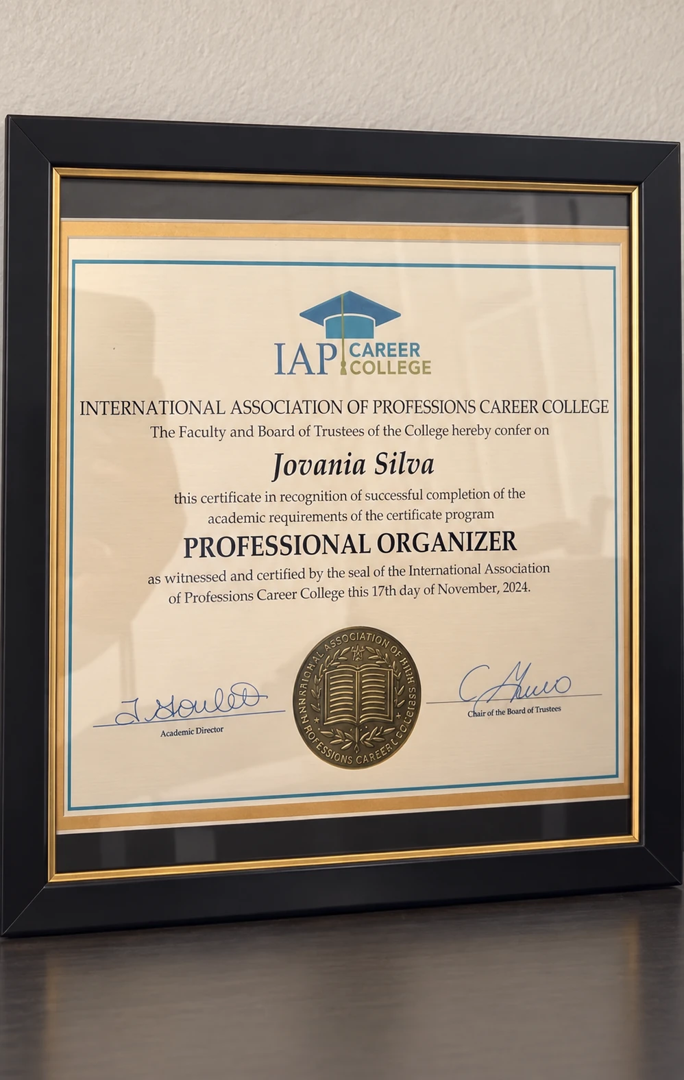 Professional Organizer certificate awarded to Jovania Silva by IAP Career College in November 2024.